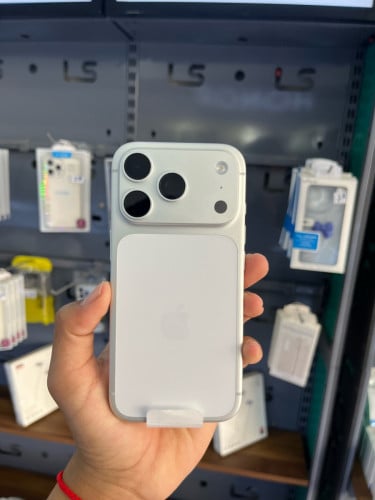 IPHONE 17 Pro/256G📥😍ថ្មីអត់ប្រអប់🎉📥