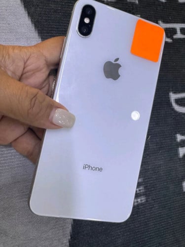 IPhone XS max 64G 99% 159$