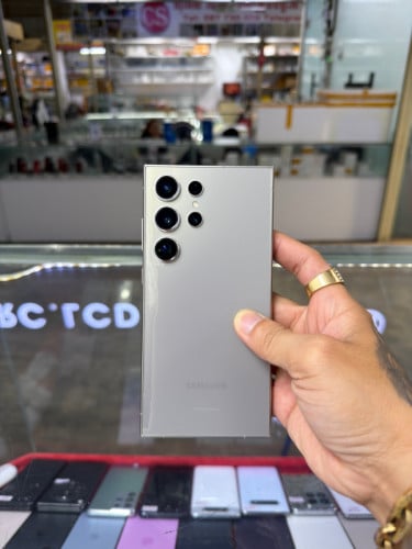 Samsung S24 Ultra Company Sim2 Ram12GB HD256GB Phone Condition 97% , ម៉ាស៊ីនសានុំណែន , ស្ទើខ្នងក្រោយ