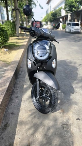 Scoopy 2025 ក្រុមហ៊ុន