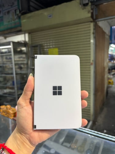 Surface Duo 64G Ram6G lock sim ប្រើបានតែ WiFi ម៉ាសុីនស្រុីន ប្រើអេក្រង់ពីរ បែកថាច់តិច