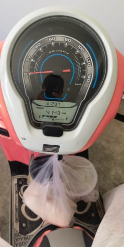 打包带走យកវាទាំងអស់គ្នា