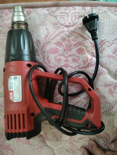 ម៉ាស៊ីនផ្លុំក្ដៅ