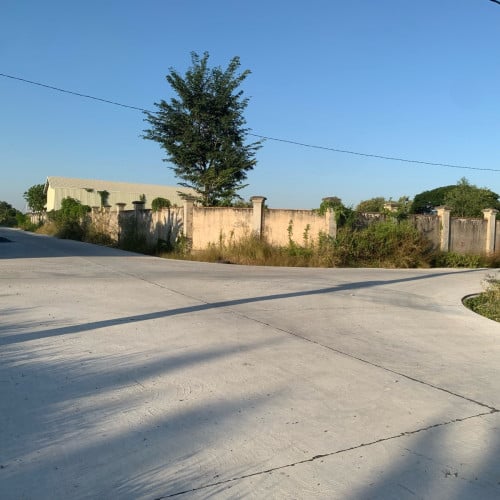 ដីសម្រាប់ជួល