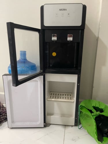 ទូទឹកក្តៅ ទឹកត្រជាក់