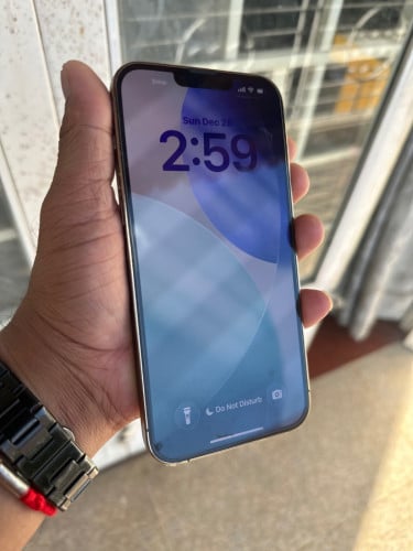 លក់ដូរសេរី​ 13 pro max