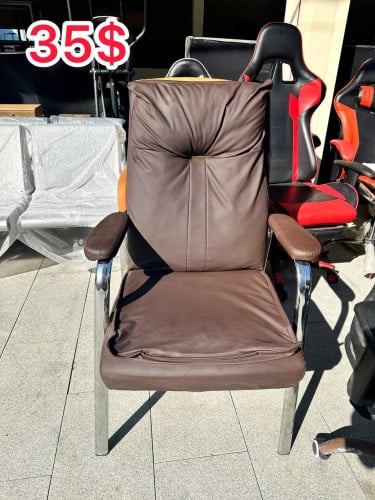 កៅអីការិយាល័យ