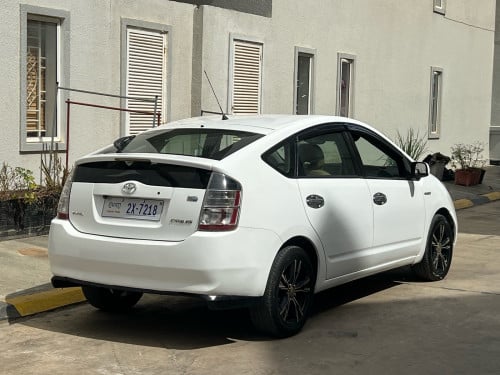 ឡានលក់បន្ទាន់លុយឆ្នាំ 04 full option ឡានថ្មីមុខក្រោយអត់បុកបាតអត់ច្រេះអាគុយABSល្អ