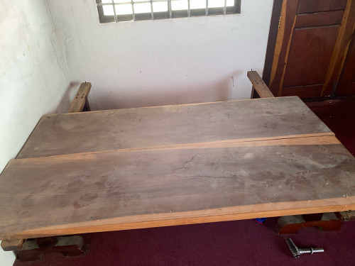 ឈើឈ្លិប 3សន្លឹក 200·180 ចរចារ