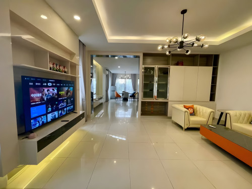 ๐
๐จ๐ซ ๐๐๐ง๐ญ: 5-Bedroom Villa- Borey Peng Huot Boeung Snor