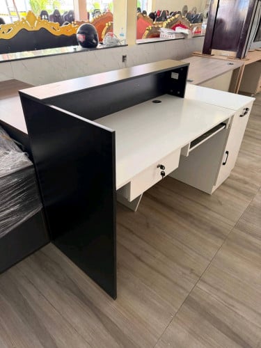 តុ counter 60cmx1.6mxH76 150$ បានមកថ្មី