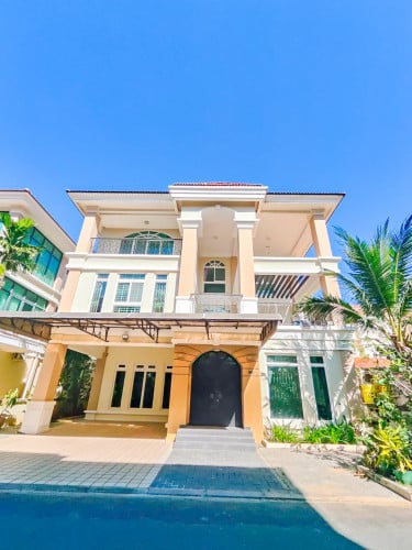 🏡វីឡាទោល សម្រាប់ជួល!!