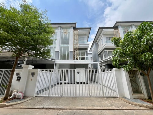 💥ផ្ទះវីឡាភ្លោះលក់បន្ទាន់ នៅ បុរី វ៉ារីណា សែន សុខ