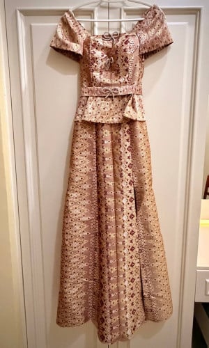 រ៉ូបចូលរួមពិធីមង្គលការ - Wedding Dress