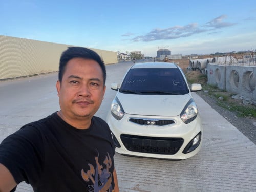 013ធានាឡានមូលអត់ច្រេះតំលៃល្អ ក្រដាស់ពន្ធ️ស្មាតឃី️ត្រជៀកក្ដោបស៊ីន️អេក្រង់ធំ️វលីមចង្កូត️កំដៅពូក