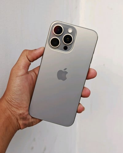 15 Pro Max 256G ZP Battery 🔋 87%