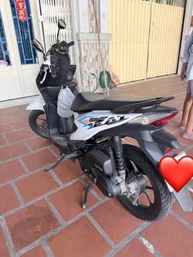 Beat 2024 ម៉ូតូស្អាតសុំនុំ 10000km លក់1000$ ចុះតិចតួច