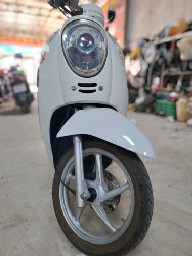Honda scoopy i 2014