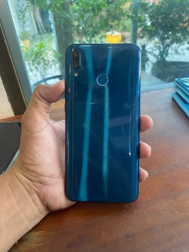 Huawei y9 4g/64g សុីម២👉$25