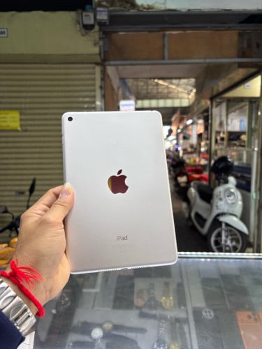 iPad Min4 64G bypass ម៉ាសុីនសានុំស្រុីន អេក្រង់ស្រុីន