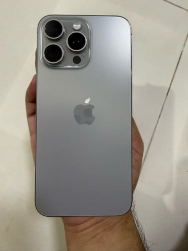 iPhone 15 pro max ZA 256g Natural