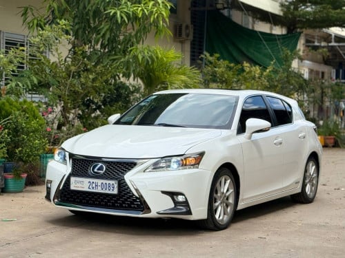 Lexus CT200h 2012 Premium Full Option