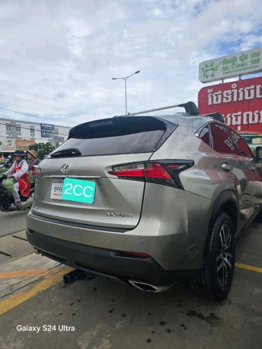 Lexus nx 200T full option 2015 2CCម្ចាស់ដើម