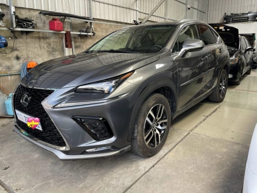 Lexus NX200t 2015 4ប៊ូតុងប៉ុង2 ឡានស្អាតម្ចាស់ដើម