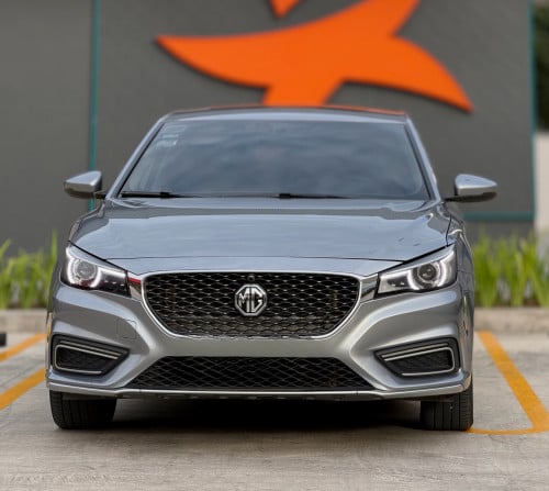 MG6ឆ្នាំ2022  ម្ចាស់ដើមទី1 អាចរើសលេខថ្មីដាក់បាន ប្រើបាន3មុឺនគីឡូជាង 2CIxxx