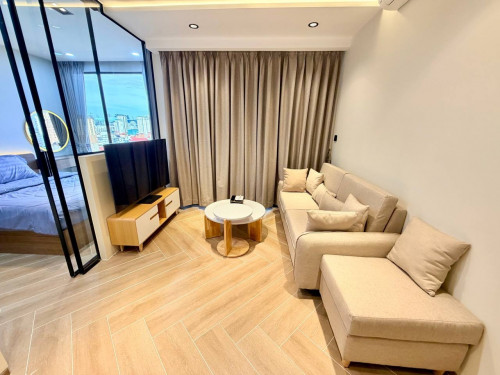 New Condo Time Square 5 In BKK1 For Rent