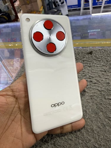 Oppo Find X8Pro 5G Ram16G Memory512G Global Sim2 មានឆ្នាំងសាក