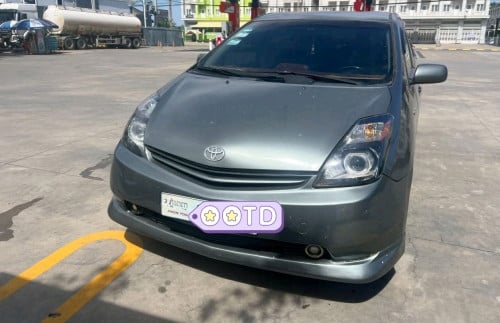 Prius full option 05 2AL