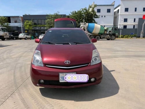 Prius full option 05 2BB