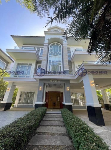 Queen villa for rent at Peng Huoth 598 -R355