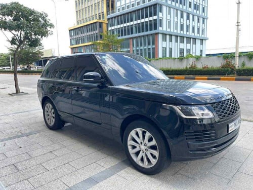 Rang rover vogue 2018 ម៉ាស៊ូត