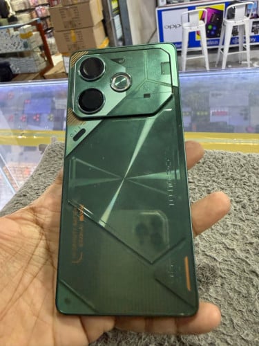 Tecno Pova6 Ram12G Memory256G 98% ក្រុមហ៊ុនសុីមពីរ មានឆ្នាំងសាក