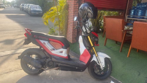 ត្រូវកាលក់ម៉ូតូមួយគ្រឿង