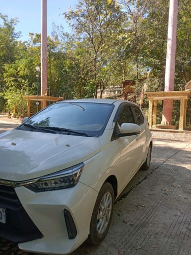 ឡានលក់បន្ទាន់