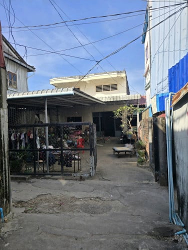 ផ្ទះលក់កំពង់សោម