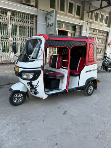 កង់បីលក់ ម៉ាស៊ីនល្អ