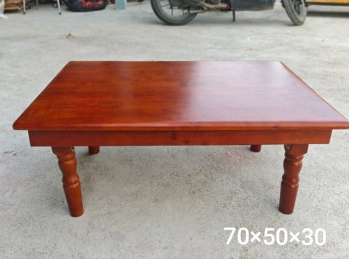 តុអង្គុយបត់ជើង