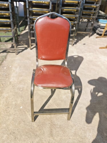 កៅអីរោងការថ្មីៗ