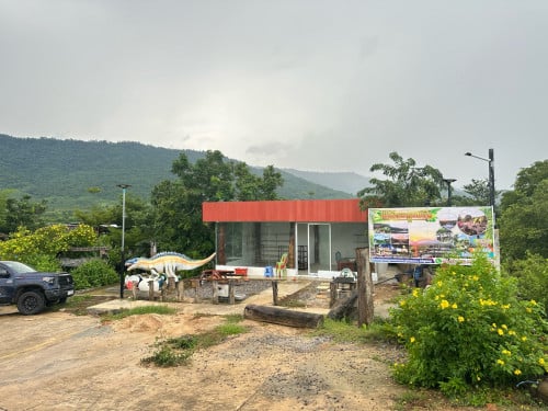 ទីកន្លែងល្អ នៅលើចង្កេះភ្នំ