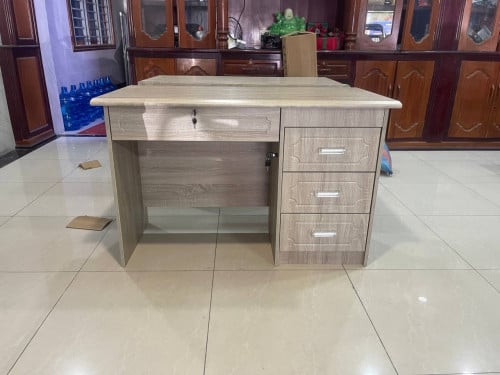 តុការិយាល័យ