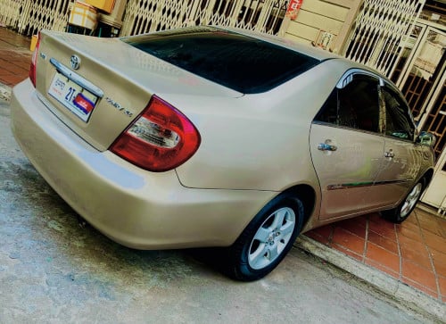 លក់ Camry 02 XLE ប្រើផ្ទាល់លំដាប់មេឡានកំរជួប បងប្អូនអ្នកប្រើដូចគ្នាមកមើលមិនអោយខុសចិត្ត