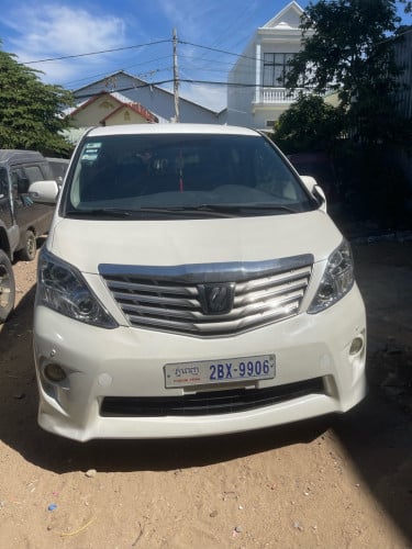 លក់ Toyota Alphard 2010 V4 កៅអី VIP ម៉ាស្សា