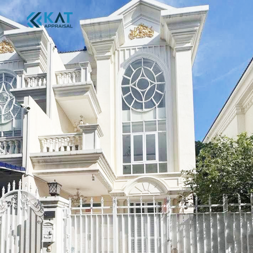 វីឡាភ្លោះសម្រាប់លក់បន្ទាន់ | Twin Villa For Sale