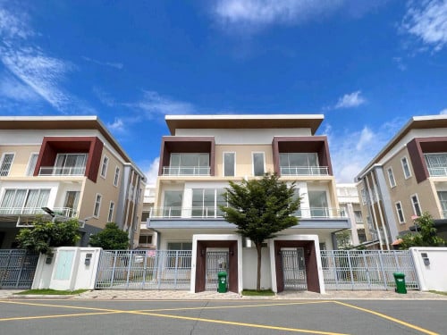 🏡Twin-Villa For Rent Price: 1,300$ Borey Okide 6A