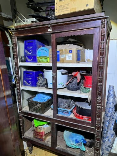 💥ទូ បុរាណ ឈើនាងនួន មុខកាត់110cm x កម្ពស់175cm  «បញ្ជាក់មានតែមួយនឹងទេ»