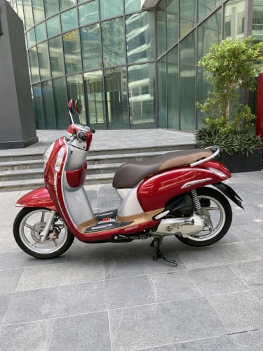 Honda scoopy 2014